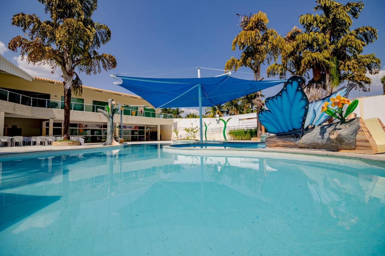 Diroma Resort Com Um Dia No Acqua Park Caldas Novas Exteriér fotografie