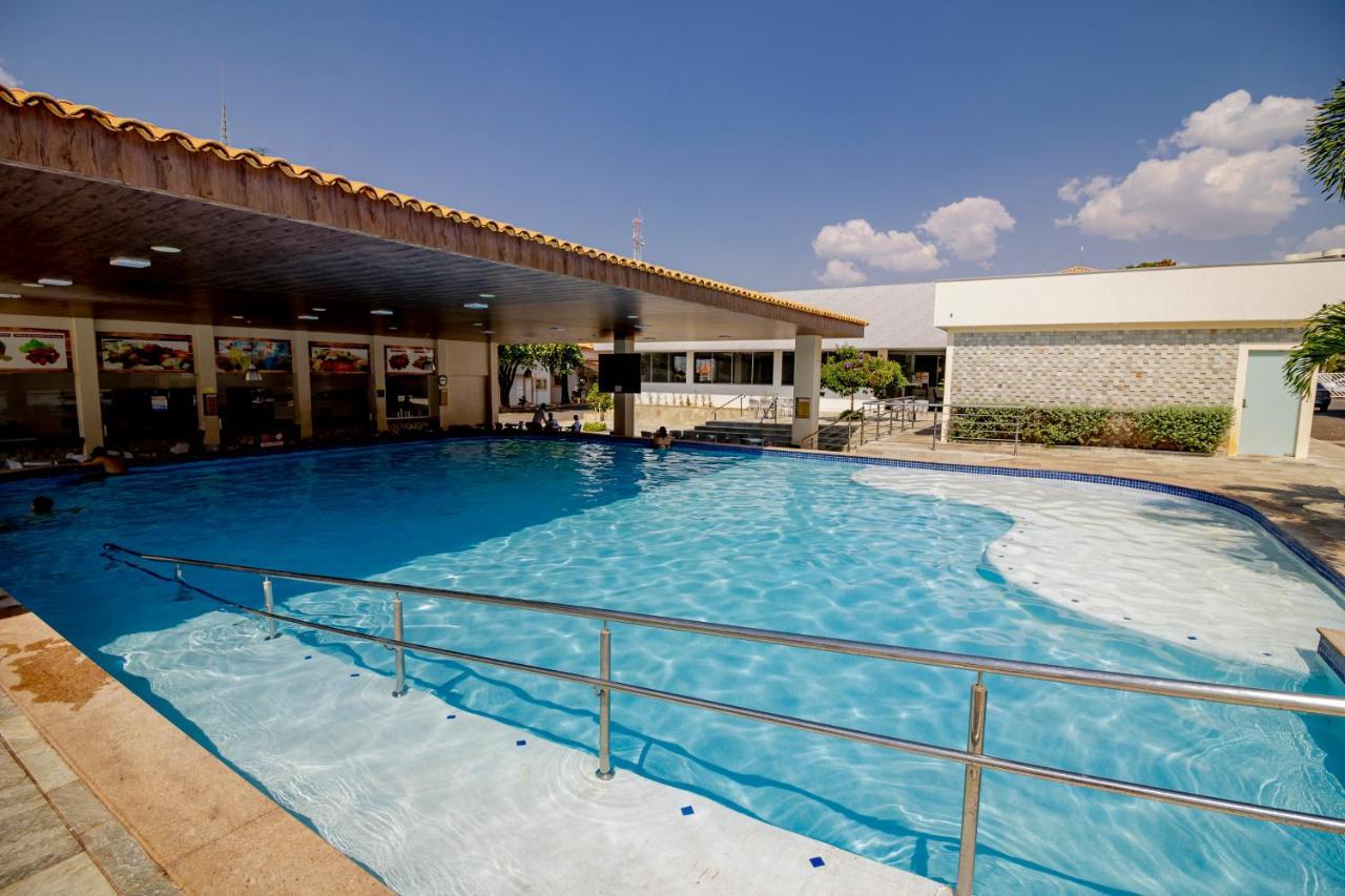 Diroma Resort Com Um Dia No Acqua Park Caldas Novas Exteriér fotografie
