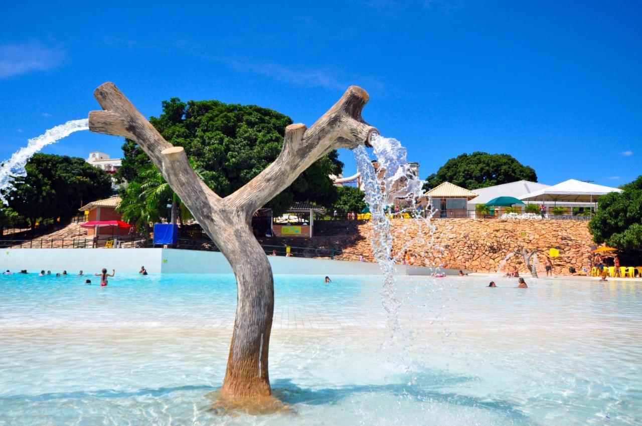 Diroma Resort Com Um Dia No Acqua Park Caldas Novas Exteriér fotografie