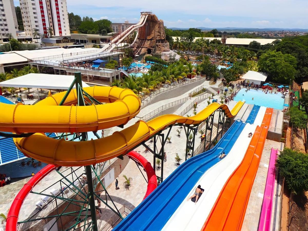 Diroma Resort Com Um Dia No Acqua Park Caldas Novas Exteriér fotografie